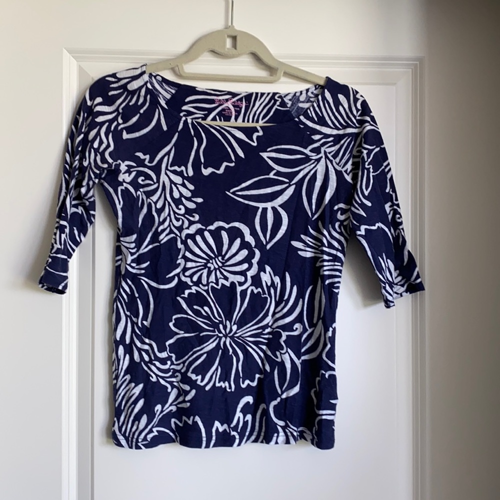 Festive, comfy shirt!